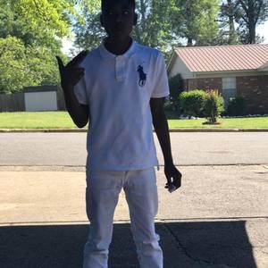 Meet your Posher, Derrick